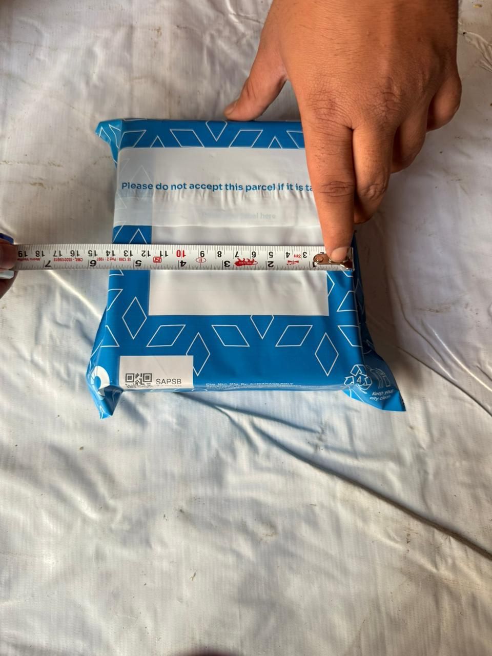 Plant Growth Serum + Rose Seeds Pack of 2 - ( 2 Rose Seeds + 1 Plant Growth Serum)