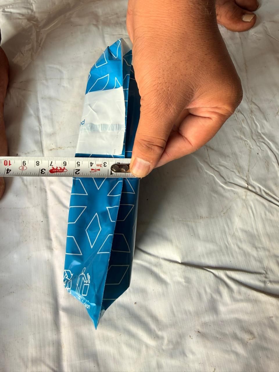 Plant Growth Serum + Rose Seeds Pack of 2 - ( 2 Rose Seeds + 1 Plant Growth Serum)